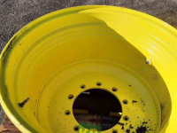 Wheels, Tyres, Rims & Dual spacers John Deere 20x32