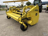 Pick-up John Deere 630B