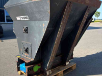 Sawdust spreader for boxes VDW Bedding Master XL 150