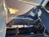 Sawdust spreader for boxes VDW Bedding Master XL 150
