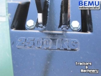 Frontweights  2500 KG gewichtenblok, frontgewicht