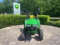 Small-track Tractor John Deere 3038E