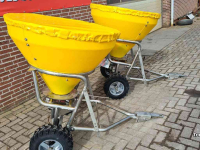 Snow Removal Equipment  Zoutstrooier SW 300 met PE-bak