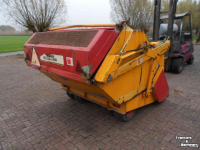 Sweeper STH gazonveegmachine