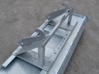 Other attachments and accessories Qmac OAWEB Adapter voor blokbezem 12 rij
