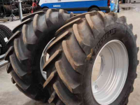 Wheels, Tyres, Rims & Dual spacers Michelin 540/65R30 Michelin Multibib + 16x30 362/405-8g