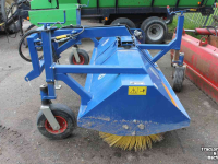 Sweeper AP VHZ2750 HH LW3 veegmachine rolbezem rolveger met opvangbak