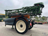 Fieldsprayer pull-type Amazone UX