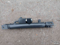 Diverse new spare-parts  D32/20-150 cilinder