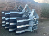 Rubber yard scraper  sneeuwschuiven / modderhuiven  210 cm 160 cm