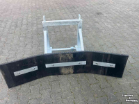 Rubber yard scraper  sneeuwschuiven / modderhuiven  210 cm 160 cm