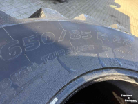 Wheels, Tyres, Rims & Dual spacers  650/85R38 Michelin en Good Year