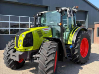 Tractor Claas Arion 450
