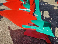 Ploughs Kverneland LB Variomat Wentelploeg Nieuw