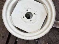 Wheels, Tyres, Rims & Dual spacers Renault Voorvelg 5.5x18