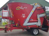 Vertical feed mixer BVL V-mIx 12 ls zelfladende voermengwagen