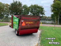 Silage-block distribution wagon Strautmann BVW 801
