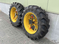 Other wheels, rims, tyres and accessories Molcon Dubbellucht Molcon 5-ster 12.4R28 naast 15.5x25