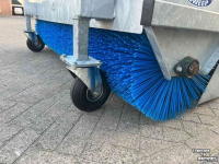 Sweeper M-Sweep TV600-250 trekkerveger veegmachine