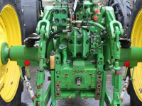 Tractor John Deere 6000- 30 4 cyl. Tractor voor Sloop