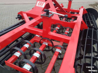 Seedbed combination GRS Vento VT33FR-K52 frontverkruimelaar, zaaibedbereider