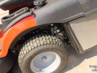 Ride-on mower Simplicity Regent SRD360 DEMO zitmaaier maaimachine maaitrekker gazonmaaier met opvangbak