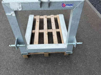 Other transport and industrial equipment and accessories Qmac Palletdrager