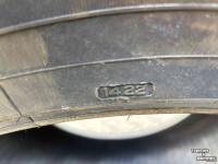 Wheels, Tyres, Rims & Dual spacers Bridgestone 520/85R38 en 420/85R28 VX-TRACTOR
