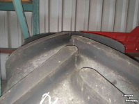 Wheels, Tyres, Rims & Dual spacers Michelin banden 650/65R38_540/65R28