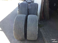 Wheels, Tyres, Rims & Dual spacers BKT 360/70-20 en 420/70-30
