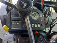 Tractor John Deere 2850 + frontlader (40km !!)