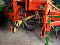 Silage spreader Holaras Jumbo kuilverder met grasriek