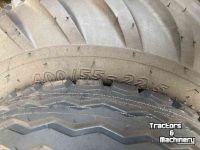 Wheels, Tyres, Rims & Dual spacers BKT 400/55r22.5 / 10.5/65r16