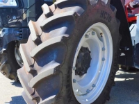 Tractors Case-IH Farmall 85C