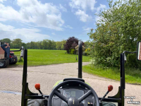 Tractor Claas Axos 310