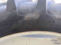 Wheels, Tyres, Rims & Dual spacers Michelin 270/95R48 & 12.4R28 cultuurwiel set