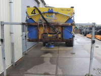 Snow Removal Equipment Nido Stratos B11K-27 VCLN-350 zoutstrooier pick-up uitvoering