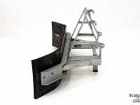 Rubber yard scraper Qmac Rubberschuif 270 met EURO aankoppeling Erfschuif / Modderschuif /