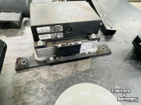 GPS steering systems and attachments Trimble XCN 2050 met Stuurmotor