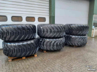 Wheels, Tyres, Rims & Dual spacers Nokian 710/55xr34  wiel