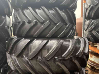 Wheels, Tyres, Rims & Dual spacers Michelin 710/70R42 en 600/70R30 set op velg