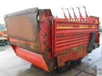 Silage-block distribution wagon Schuitemaker Amigo 30S blokkenwagen blokkendoseerwagen voerwagen messenwals weeginrichting