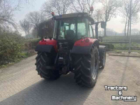 Tractor Massey Ferguson 5713 SL Dyna-6 EFF Tractor