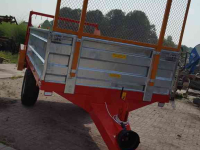Manure spreader  Mestverspreider 4 Ton