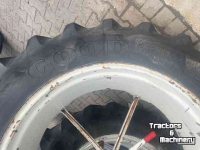 Wheels, Tyres, Rims & Dual spacers Molcon 16.9x38