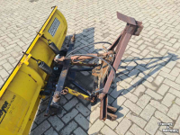Rubber yard scraper  Modder/sneeuwschuif
