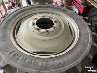 Wheels, Tyres, Rims & Dual spacers Continental 12.4r32