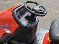 Ride-on mower Simplicity SYT 122