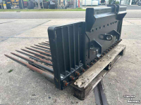 Skeleton buckets GP Tegelriek 140 cm