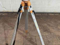 Other earthmoving and heavy equipment and accessories  statief